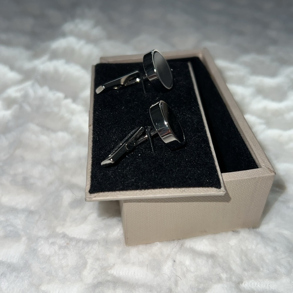 Burberry Circle Check Cuff Link-Authentic-NIB - Picture 4 of 9